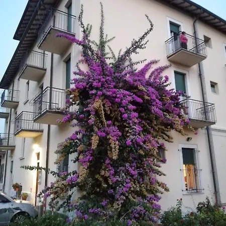 Delle Cartiere Ostello *
