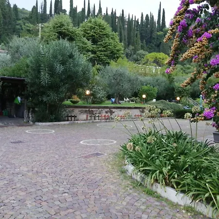 Delle Cartiere Vandrarhem Toscolano Maderno