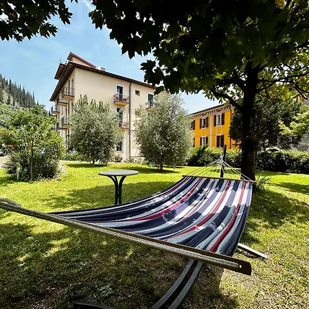 Vandrarhem Delle Cartiere Toscolano Maderno