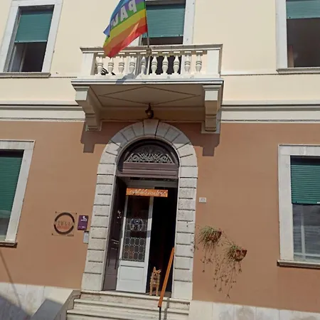 Vandrarhem Delle Cartiere Toscolano Maderno
